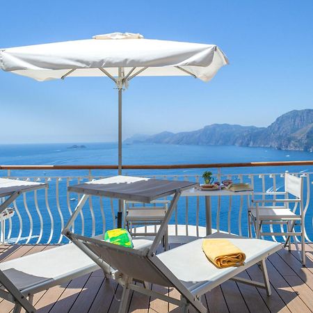 Residence Li Galli Praiano Eksteriør billede
